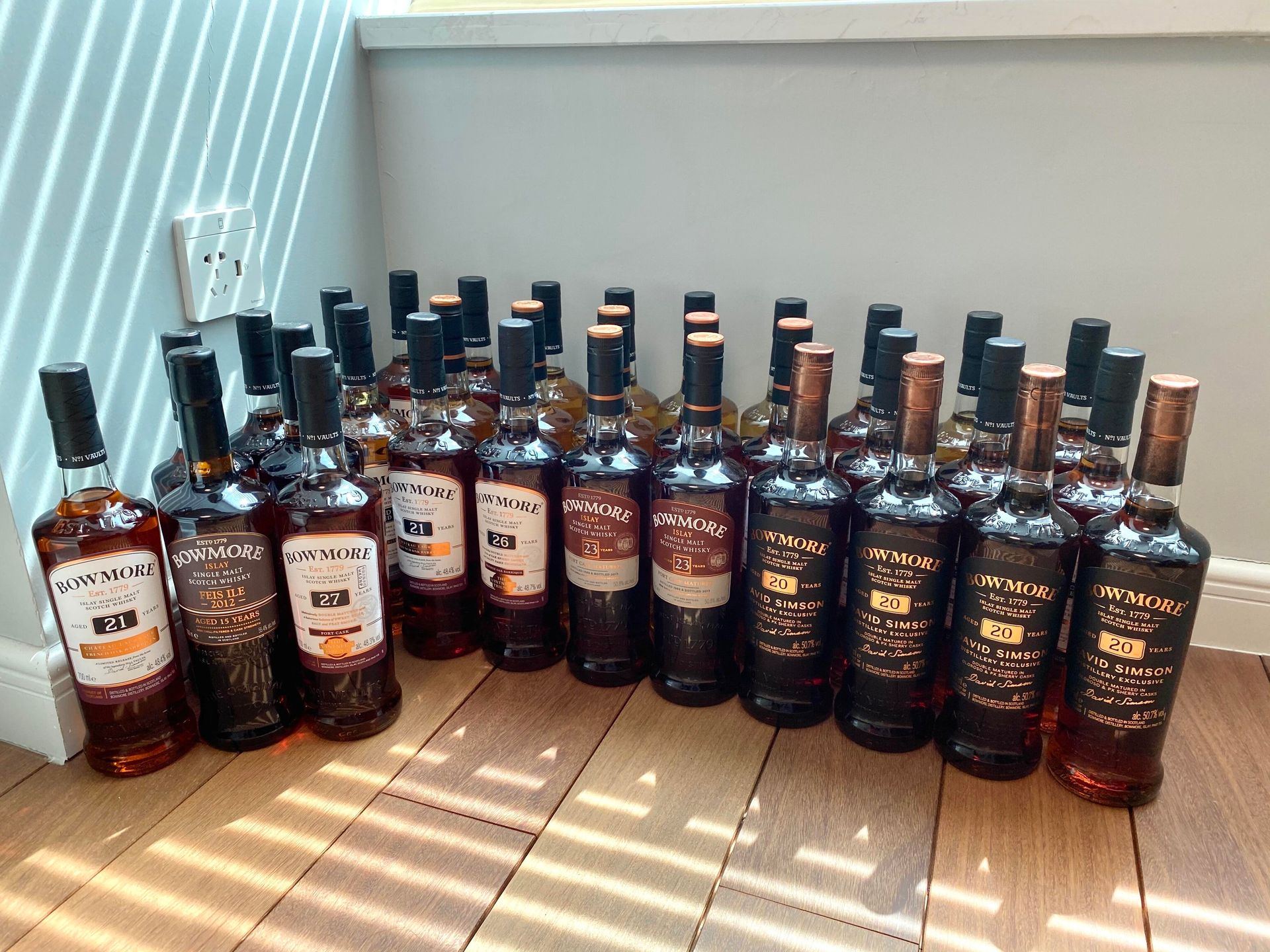 Bowmore 波摩 Black Bowmore、Sea Dragon 與 1964 年份回收估價封面圖