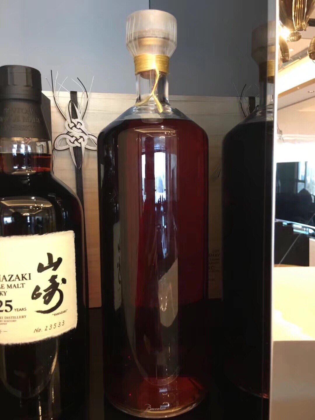 Hennessy Beauté du Siècle Baccarat 水晶樽寶箱 Murano 酒杯回收估價