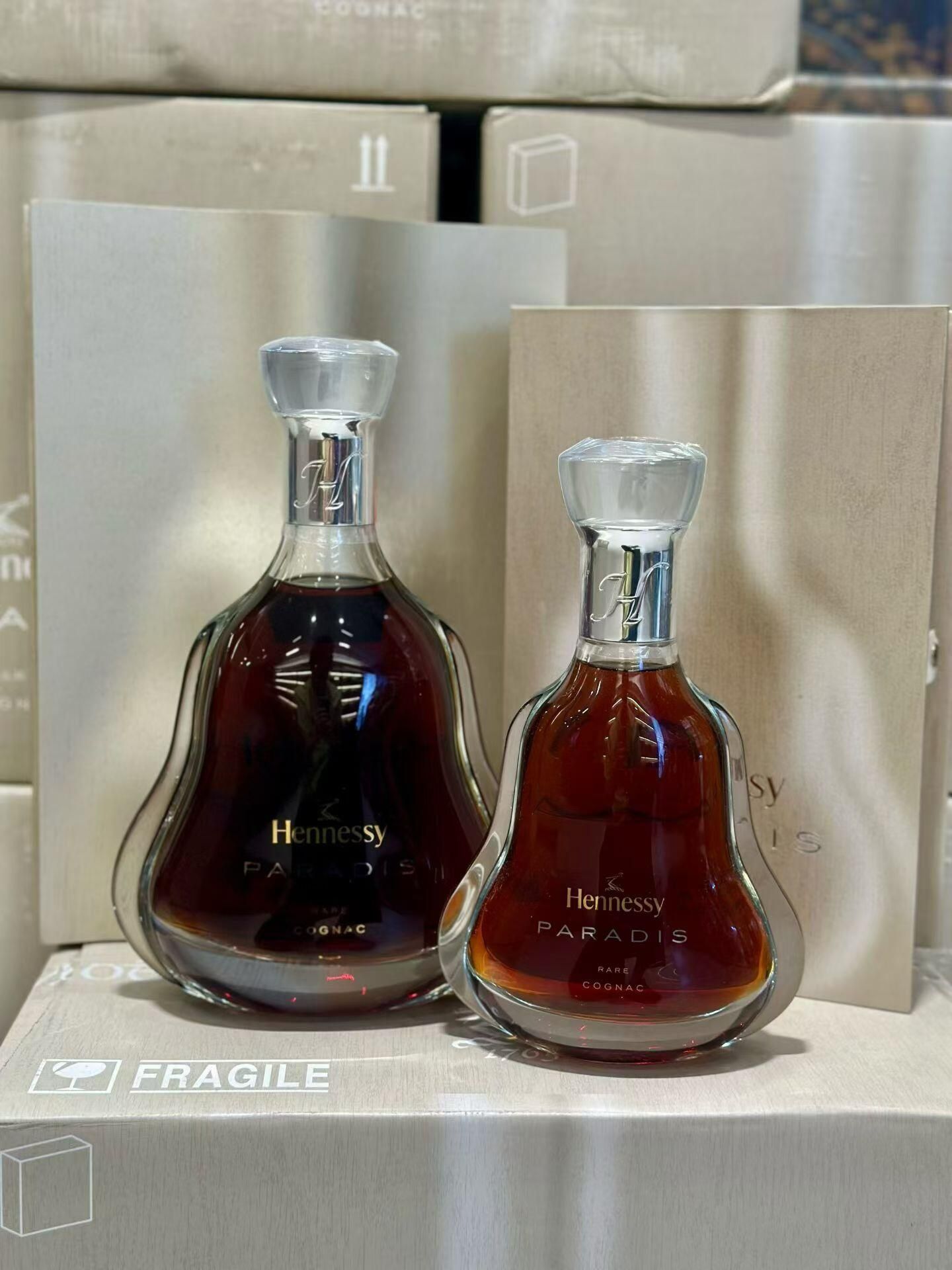 Hennessy Paradis液位封口盒證配件與保存狀態估價檢查圖