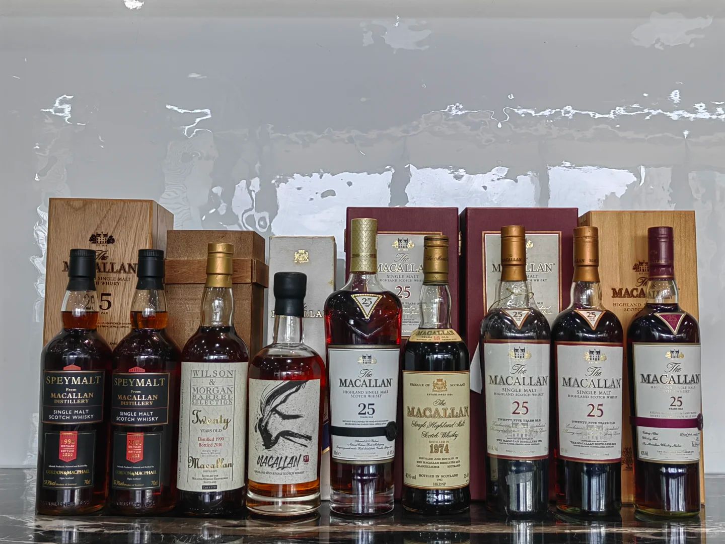 高端 Macallan 完稅零售與保稅拍賣行情比較