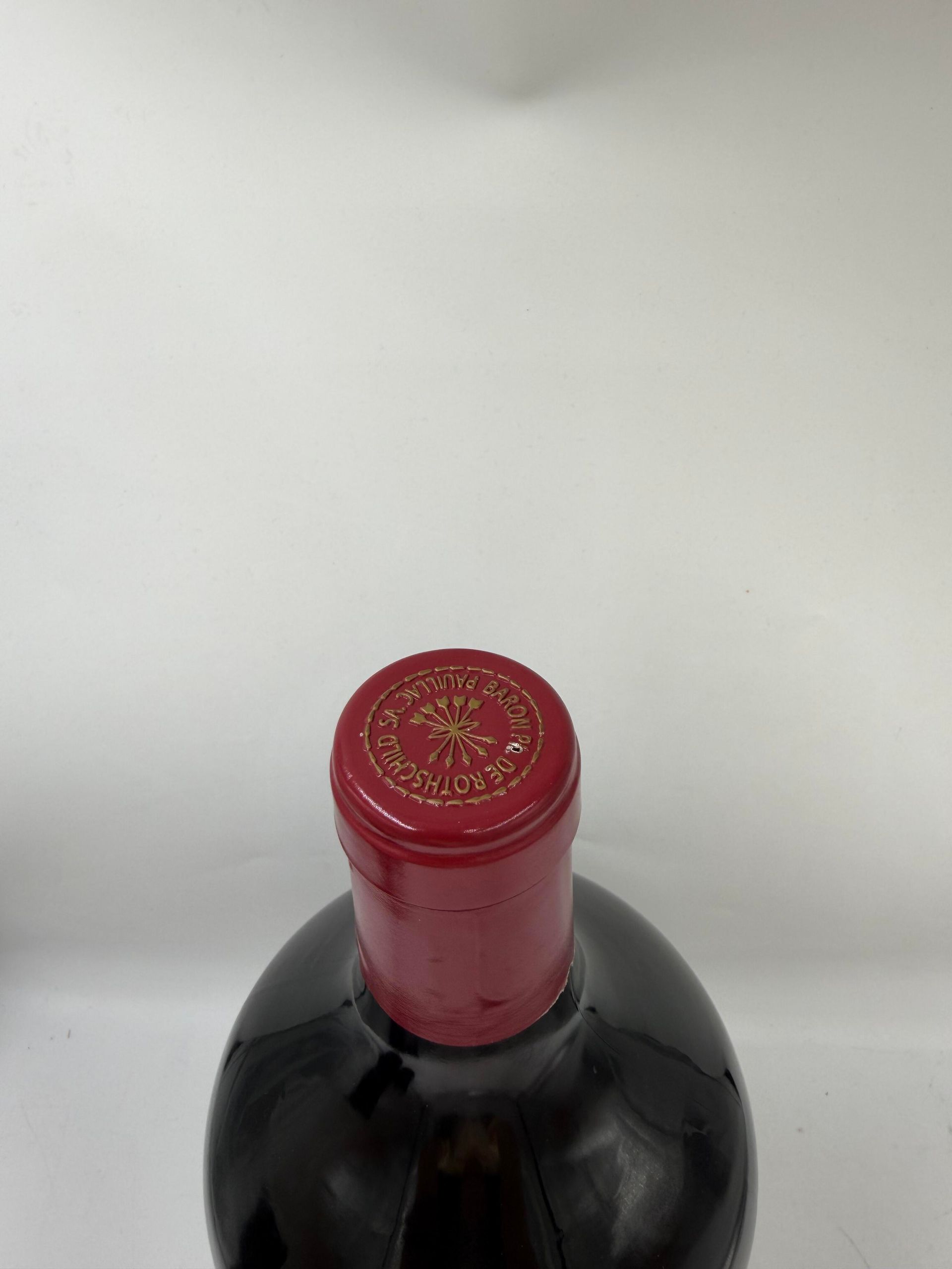木桐 Mouton Rothschild 回收前液位酒標封口原箱檢查清單