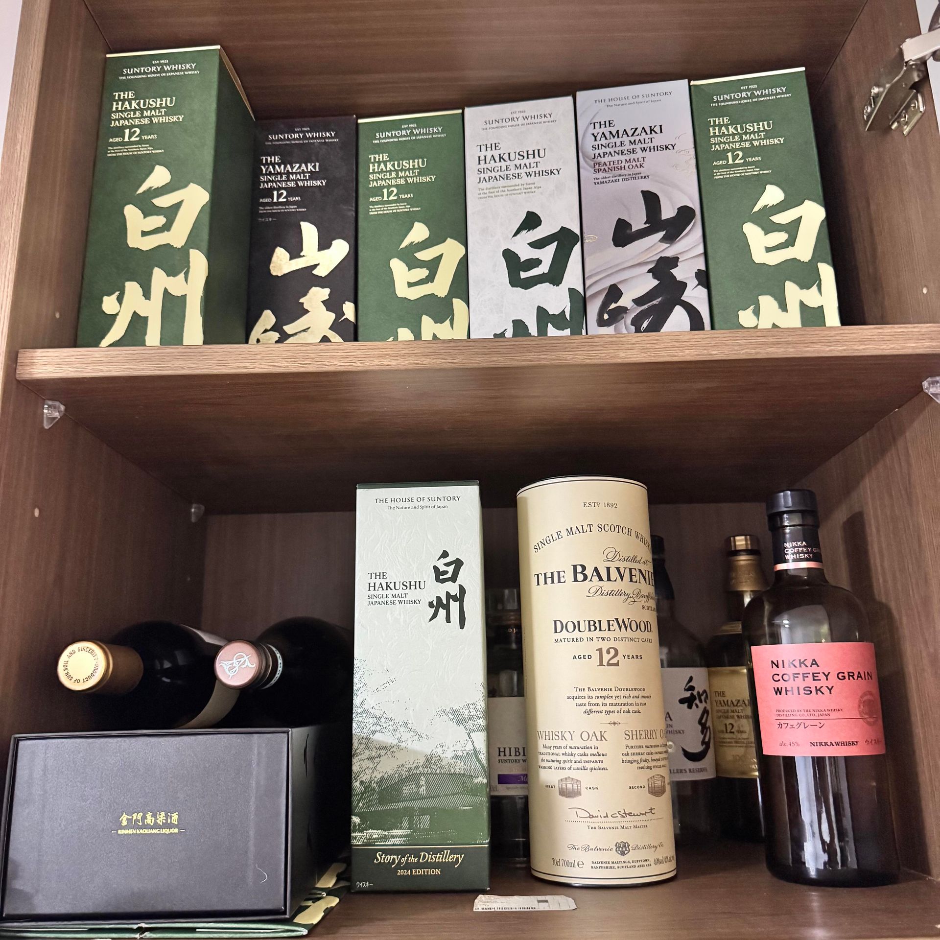 酒倉交收前核對授權書、指定庫存及提貨清單,區分驗貨、轉戶與放貨權限