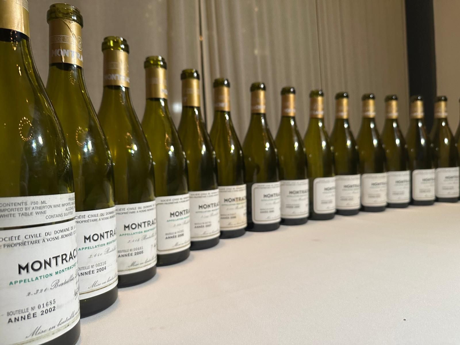DRC Montrachet 酒瓶展示