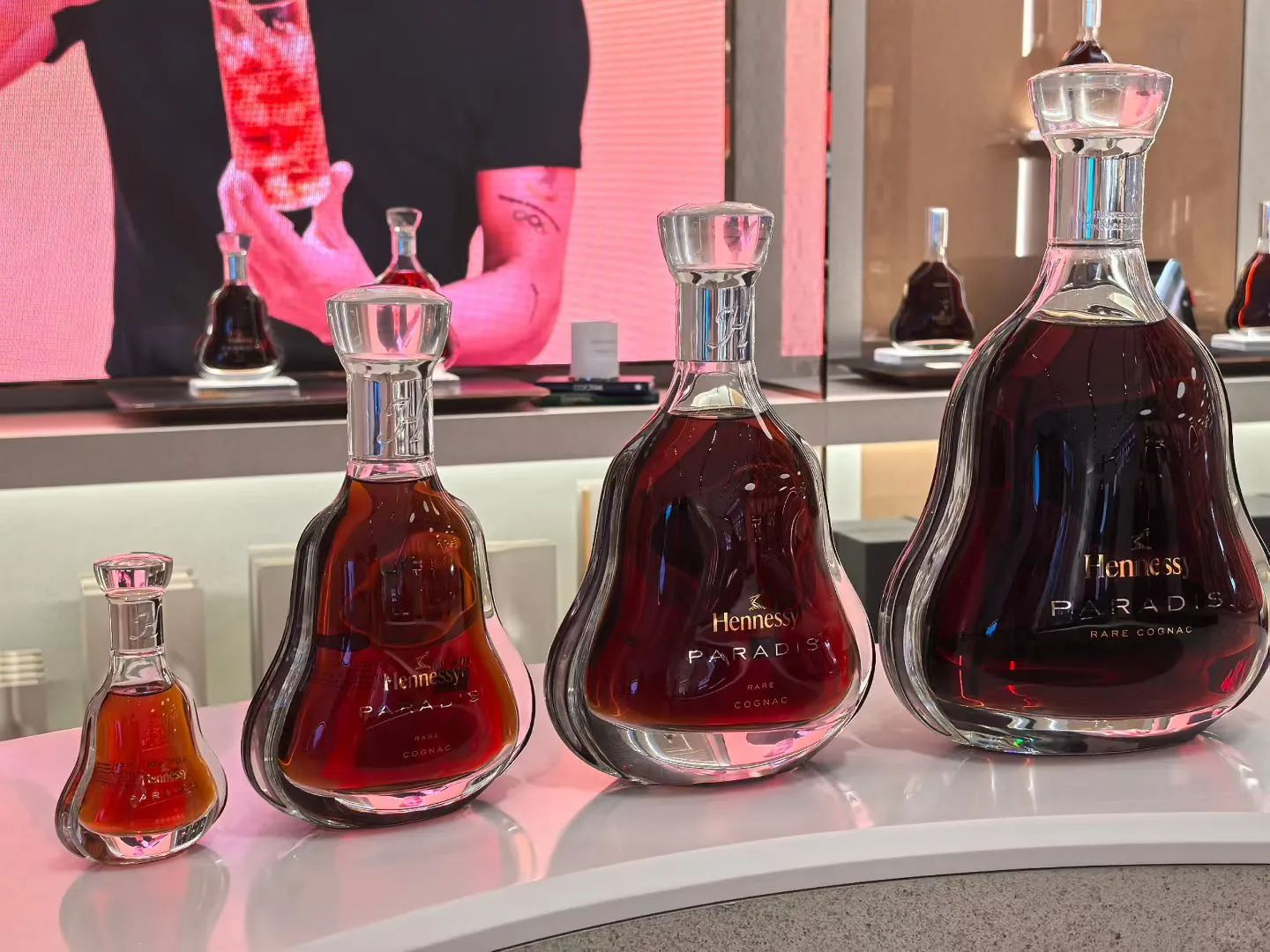 不同水位對名酒回收價值的影響示意圖