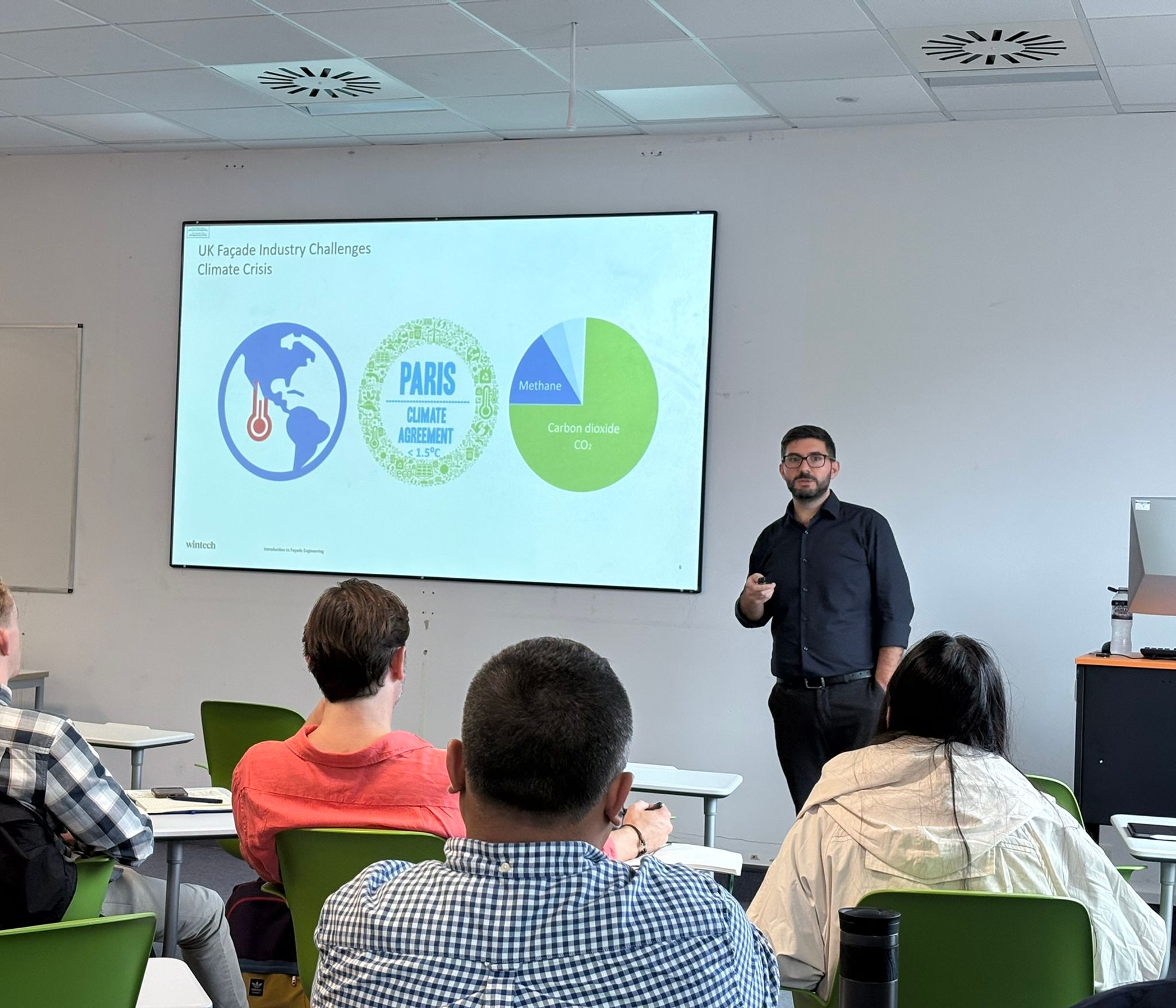 Clyde presenting to MSc students 2025