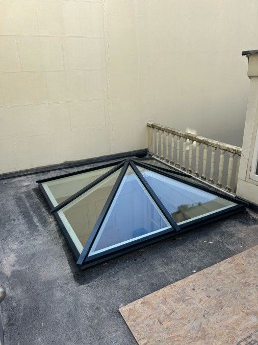 Piramide lichtstraat - bovenaanzicht