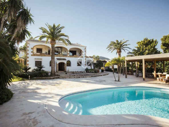 villa for sale in javea