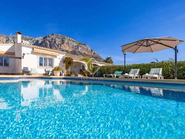 villa for sale in javea