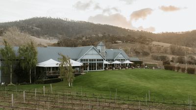 Tasmania's Top Wedding Venues