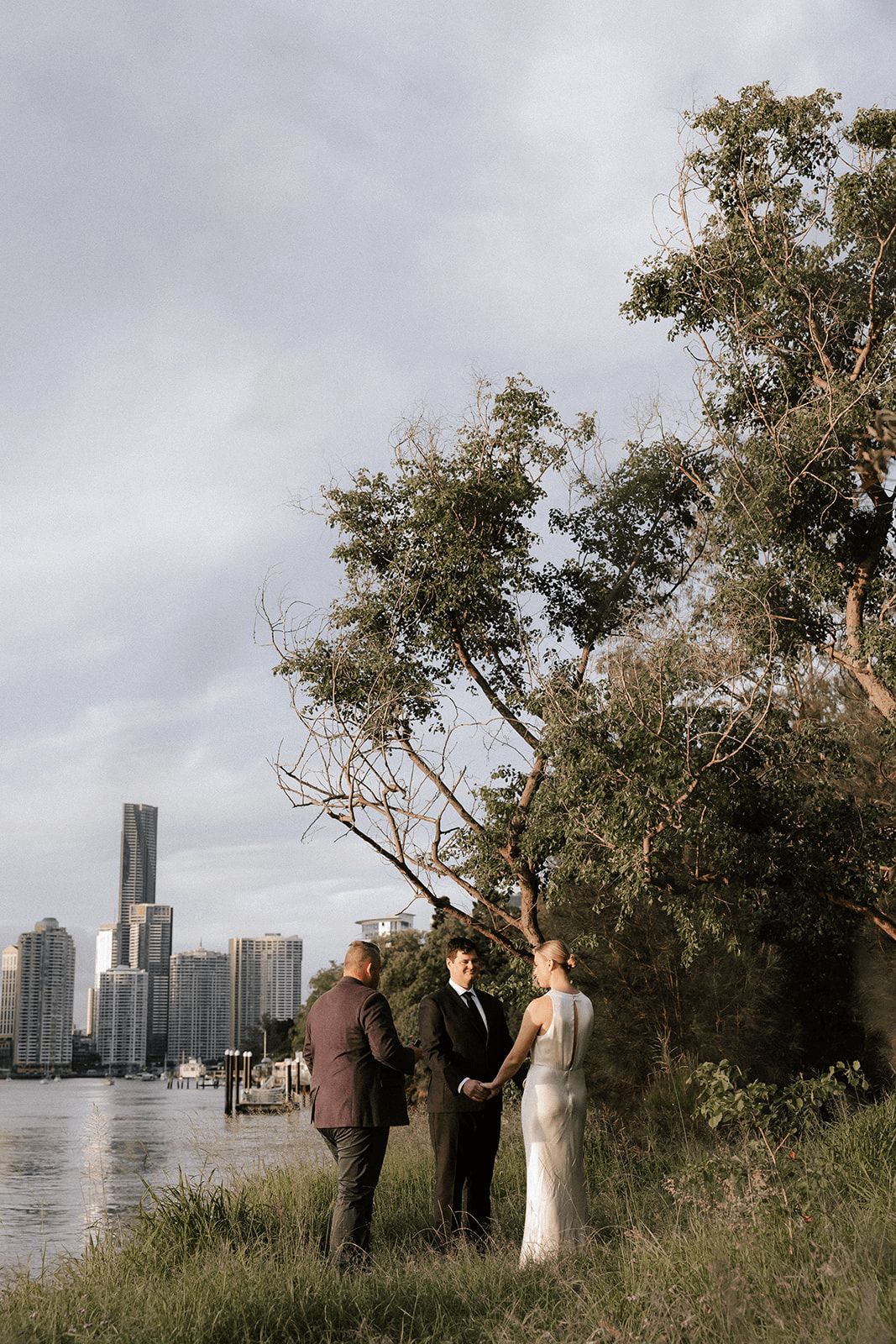 Brisbane River elopement for Adam and Laura with Brisbane city celebrant Josh Withers ⌘