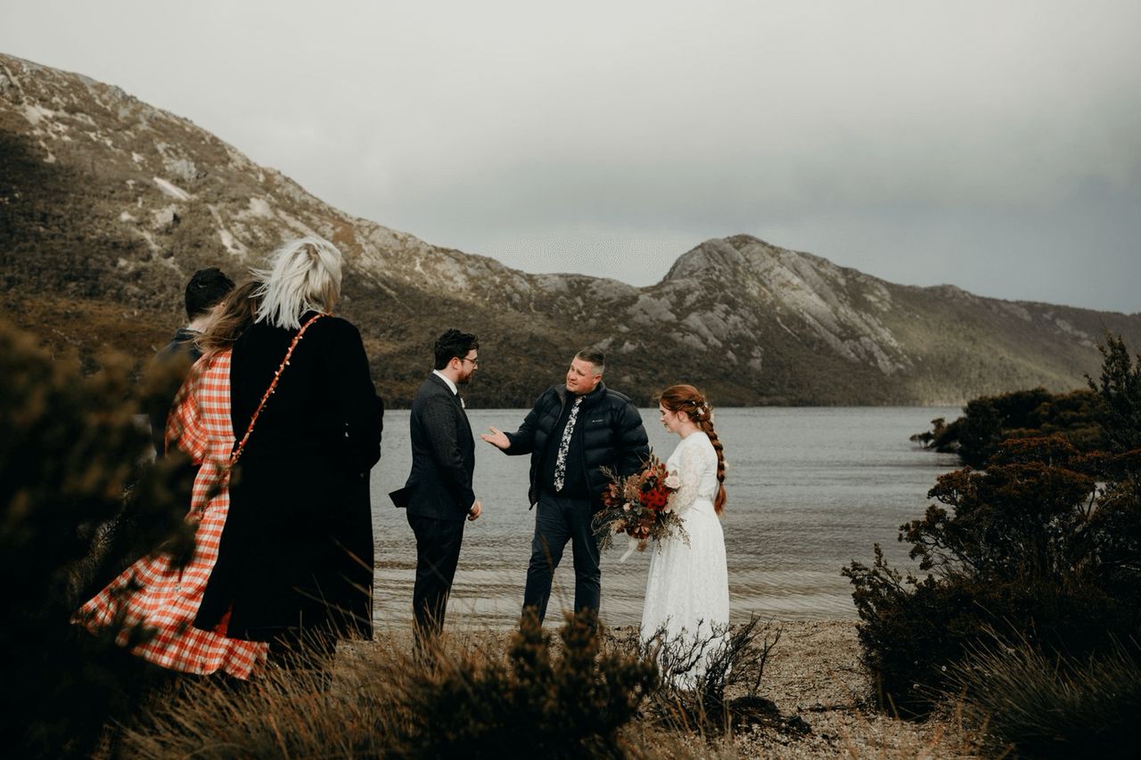 The Ultimate Guide to Cradle Mountain Elopements