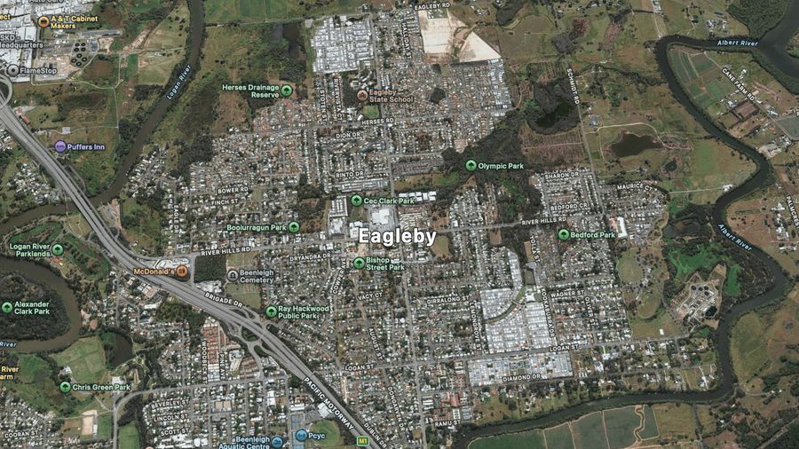 Ultimate Eagleby Wedding Guide