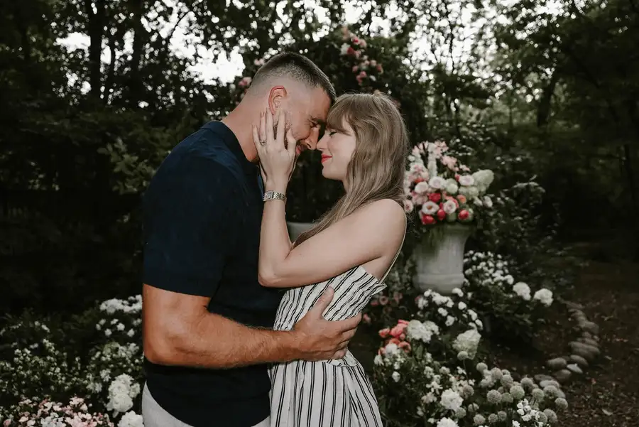 How will Taylor Swift's wedding change wedding traditions?