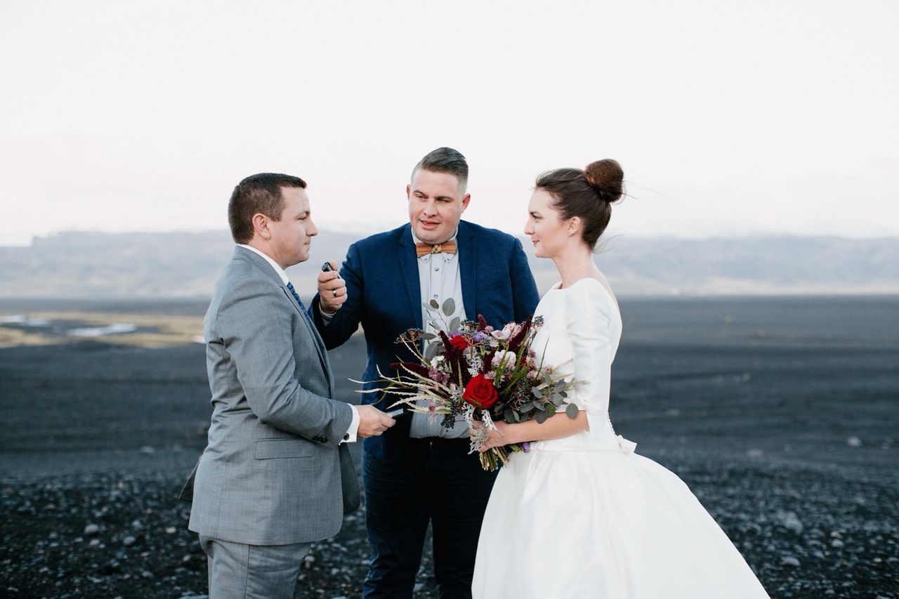 Sólheimasandur DC-3 Plane Wreck wedding venue
