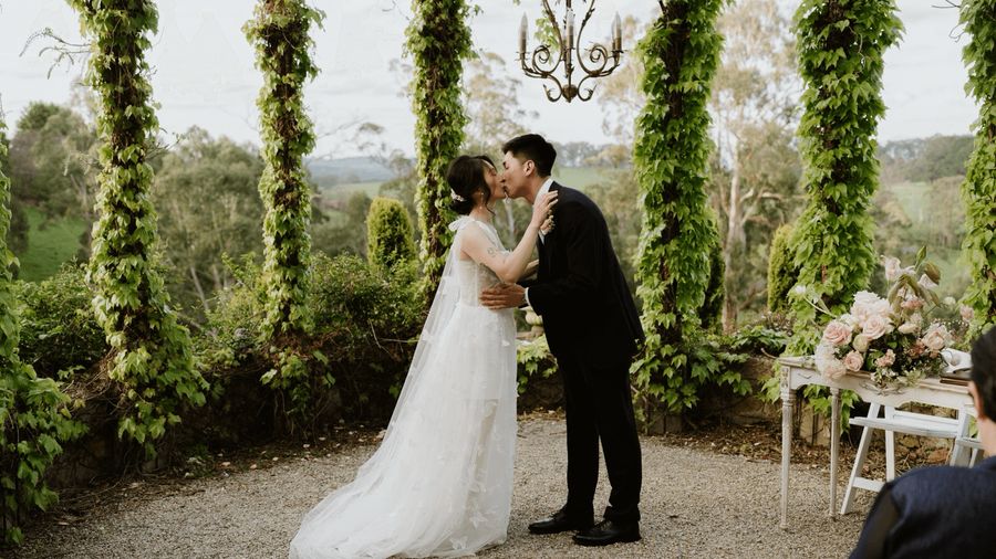 5 BS facts about weddings everyone thinks are true