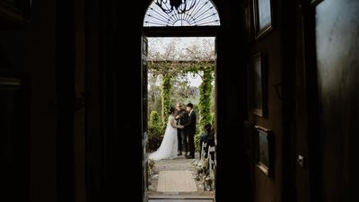 A warning about Josh Withers, marriage celebrant