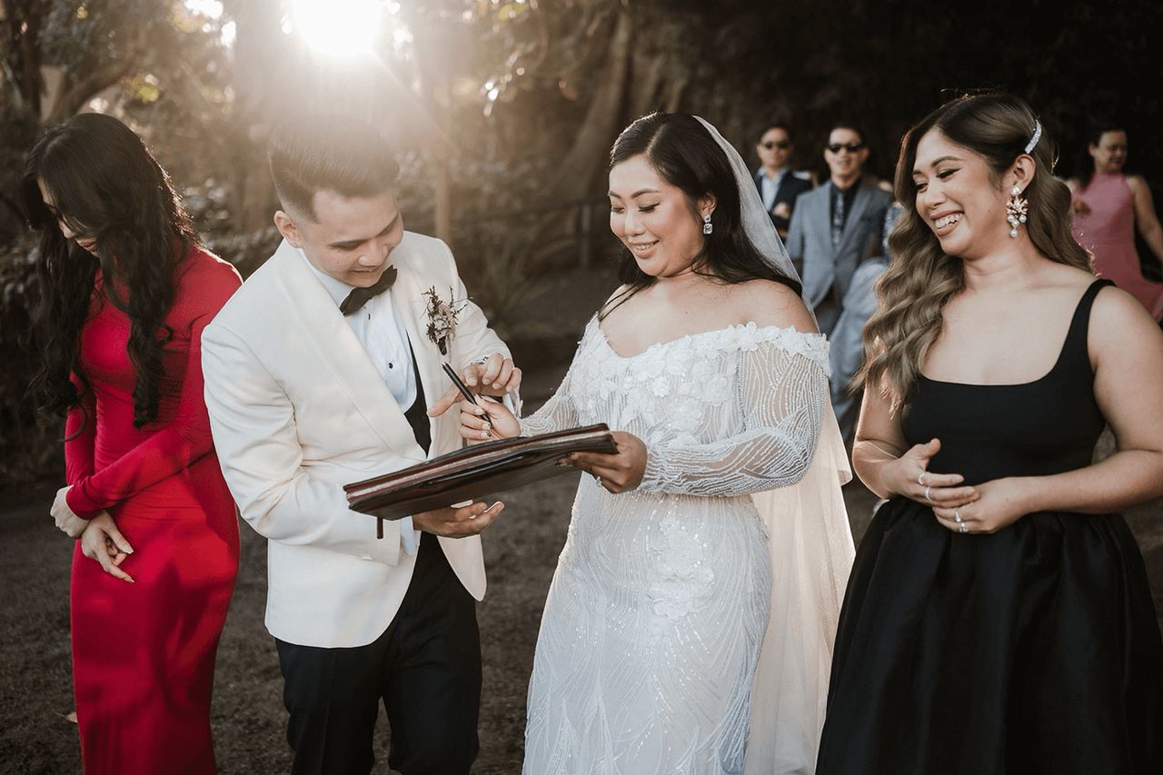 Wendys Secret Garden elopement marriage ceremony with Jason Corroto and The Elopement Collective ⌘