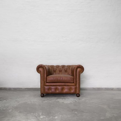 Classic Chesterfield Leather Collection 5
