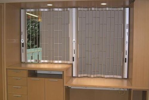 Visionglide Side Folding Grille