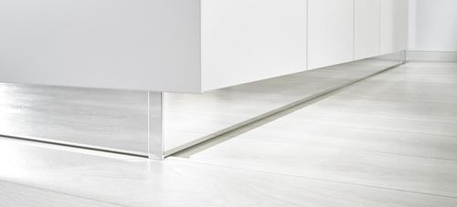 Contemporary 431 / 693