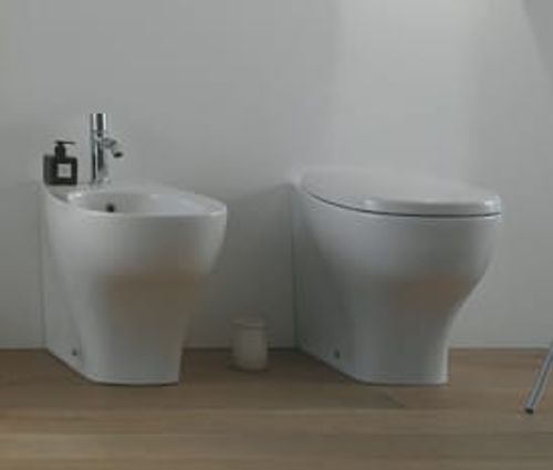 Affetto Floor Mount WC
