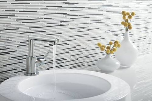 Arris  Chrome One-Handle Bathroom Faucet