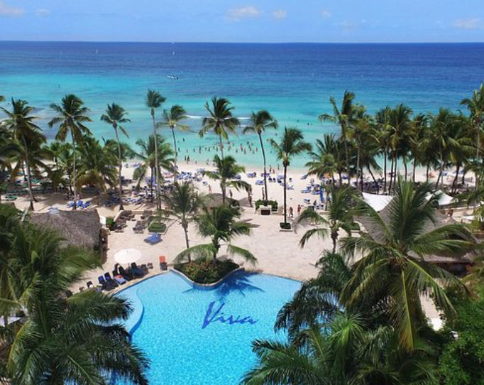 Transportation from Punta Cana Airport to Viva Dominicus Beach by Wyndham  
