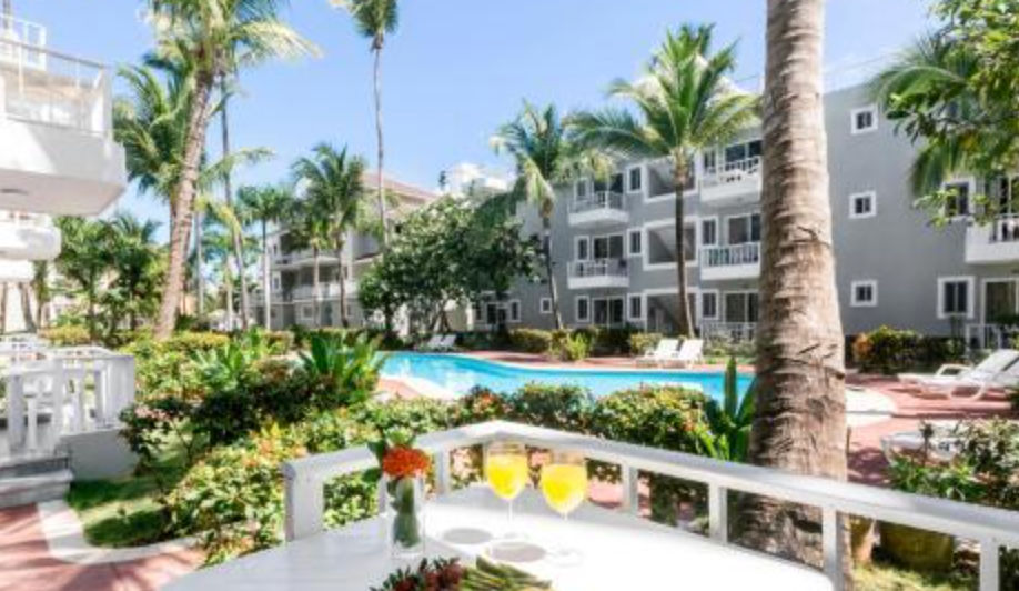 Tropicana Suites Deluxe Beach Club and Pool