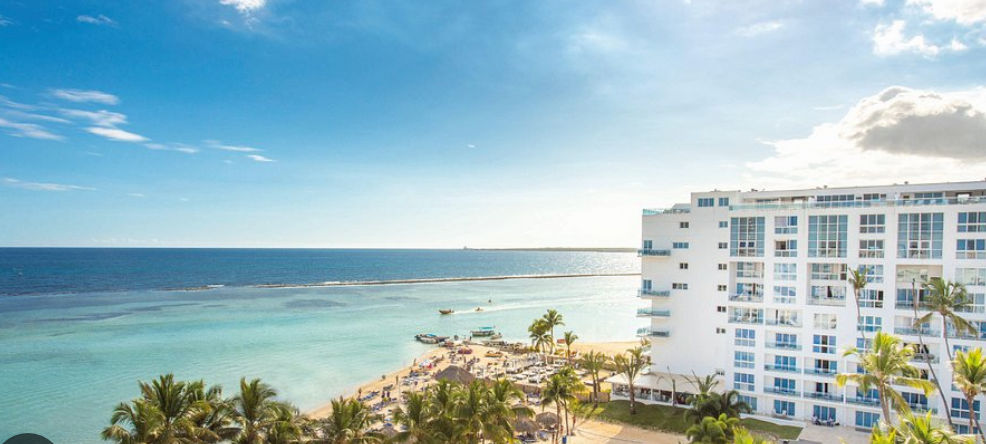 Transportation from Punta Cana Airport to Be Live Experience Hamaca Suites