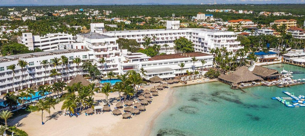 Transportation from Punta Cana Airport to Be Live Experience Hamaca Beach