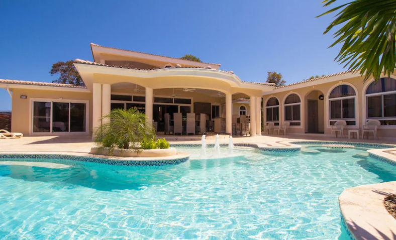 Transportation from Punta Cana Airport to Residencial Casa Linda