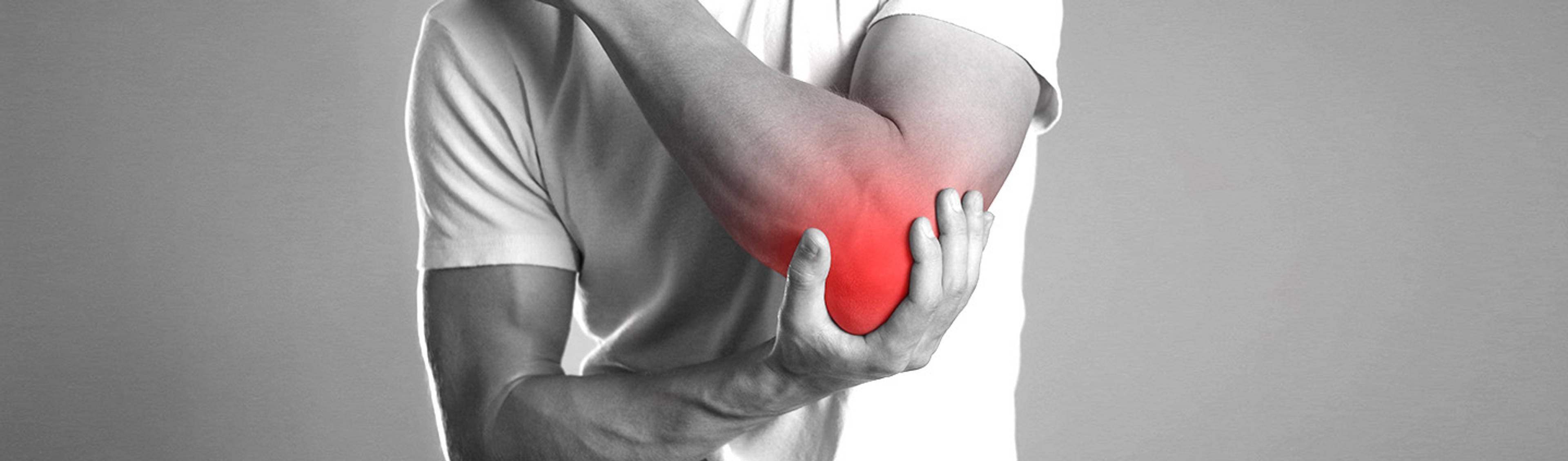 DISLOCATED ELBOW: CAUSES, SYMPTOMS AND TREATMENT-image
