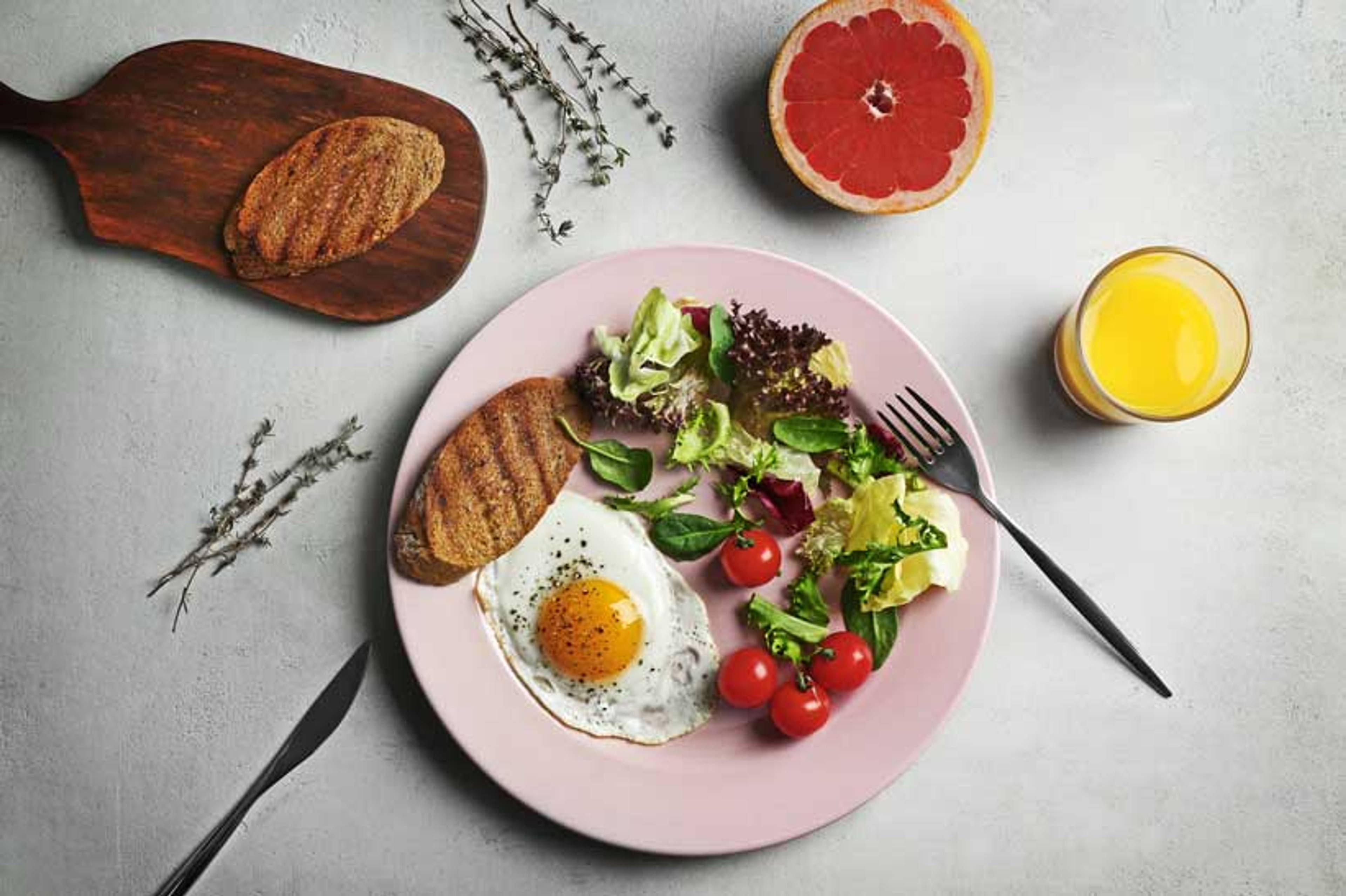 THE 10 BEST AND HEALTHIEST THINGS TO EAT FOR BREAKFAST-image