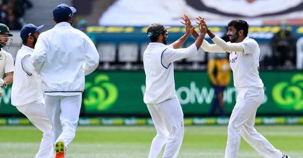 India won 2nd test match over Australia