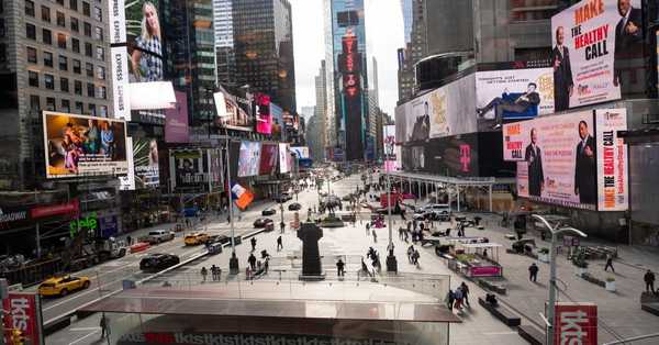 International Tourist or Guests are been waiting by New York City