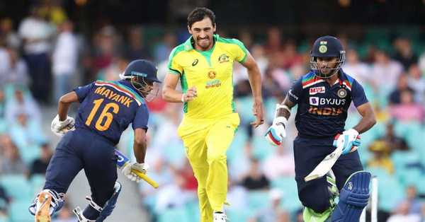 India VS Australia 2020 Live Score at The Beyond News, 1st ODI Match at Sydney, gradually starting from the india and Now, India is in big trouble with loosing wickets and reached the score: 114-4(16)