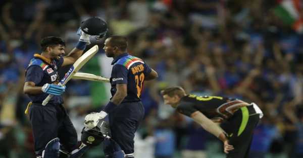 India loos the Match, Australia won by 12 run