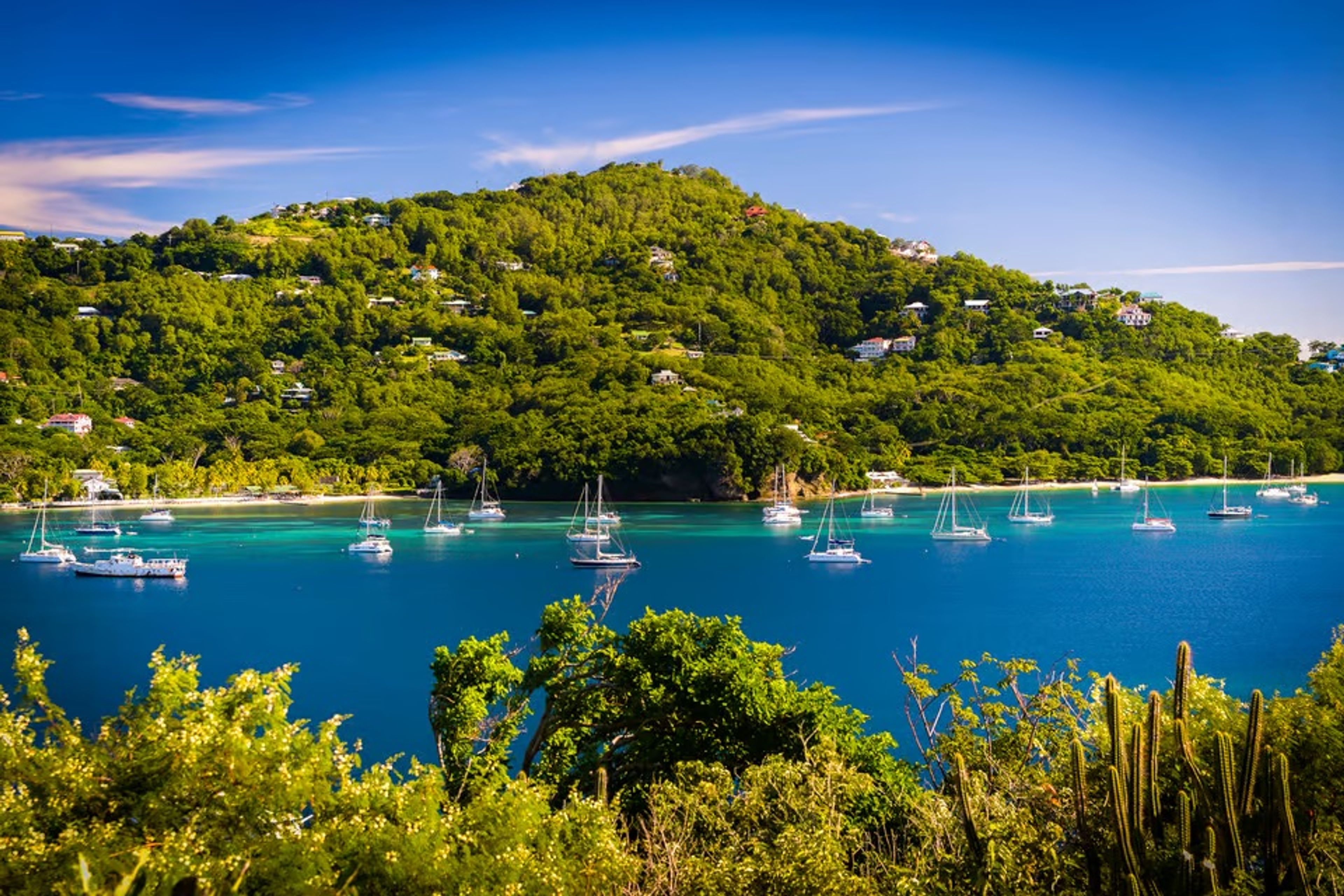 Najam broda u Bequia: kitolovni otok Grenadina