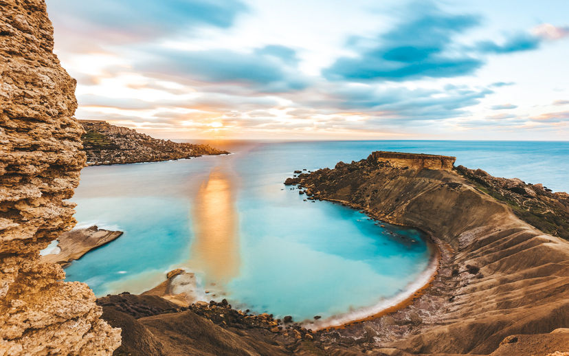Ġnejna Bay