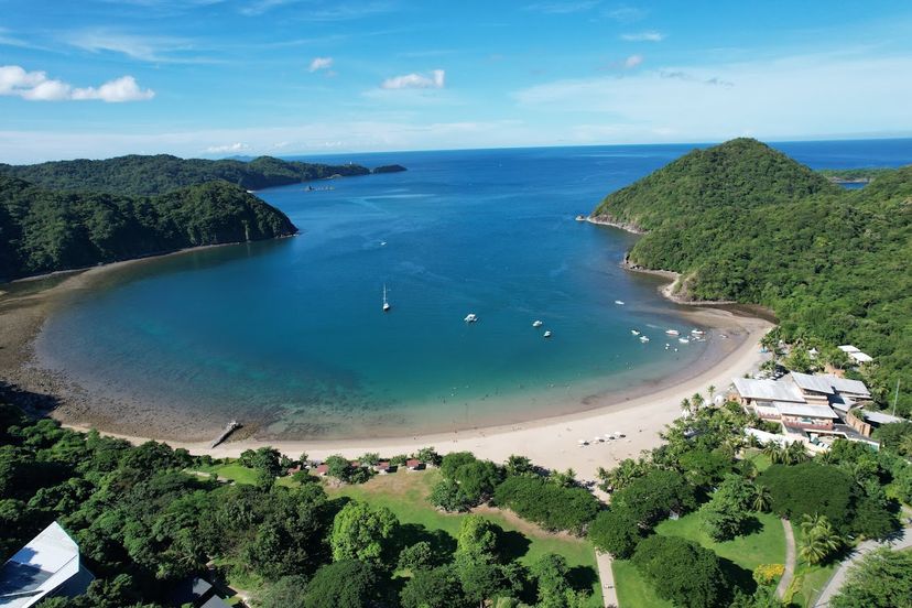 Hamilo Coast
