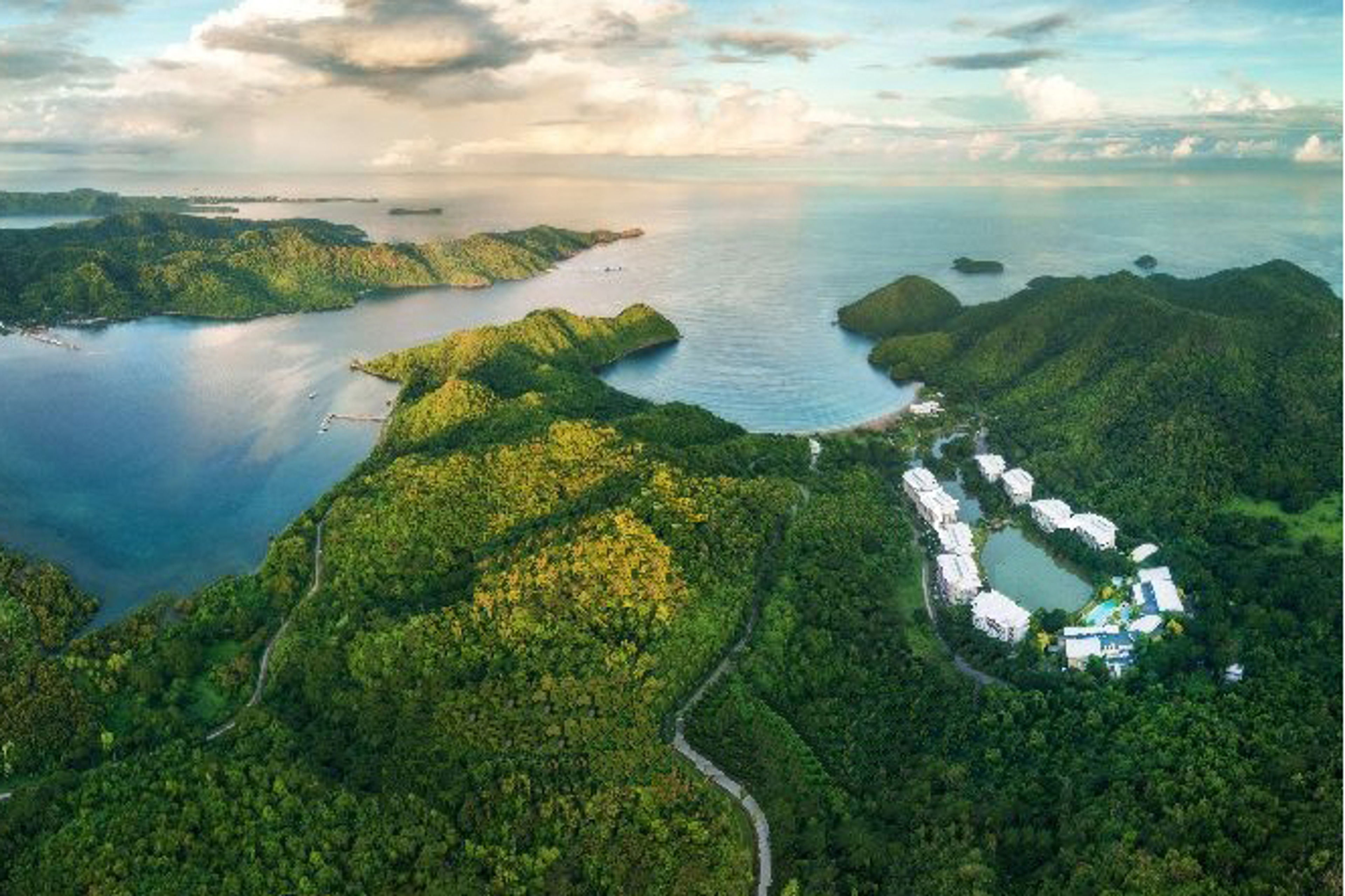 Naviga sulla Hamilo Coast: Pico de Loro, Baia delle Filippine