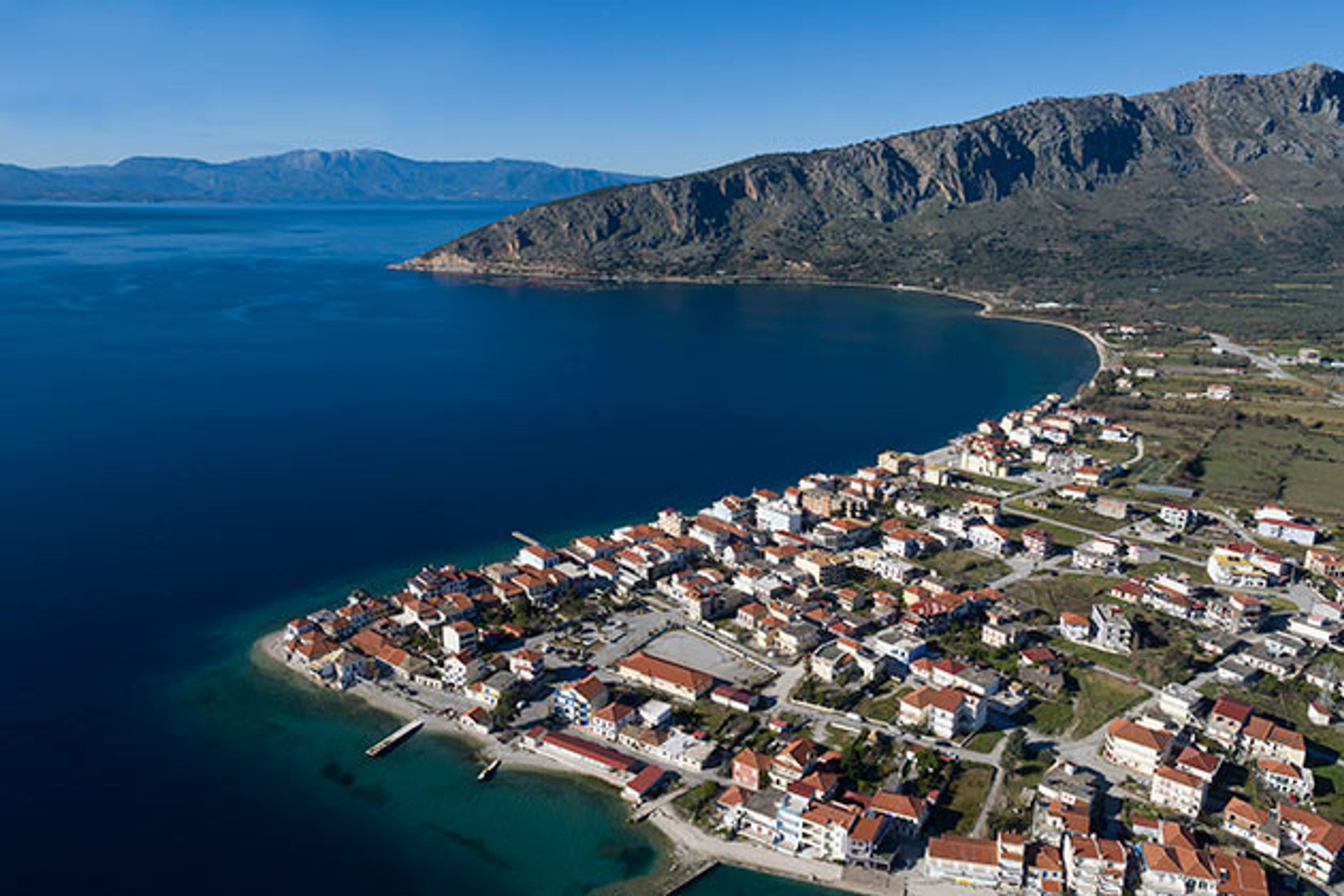Otantik Yunan Ruhu ile Deniz Kenarında Bir Kaçış