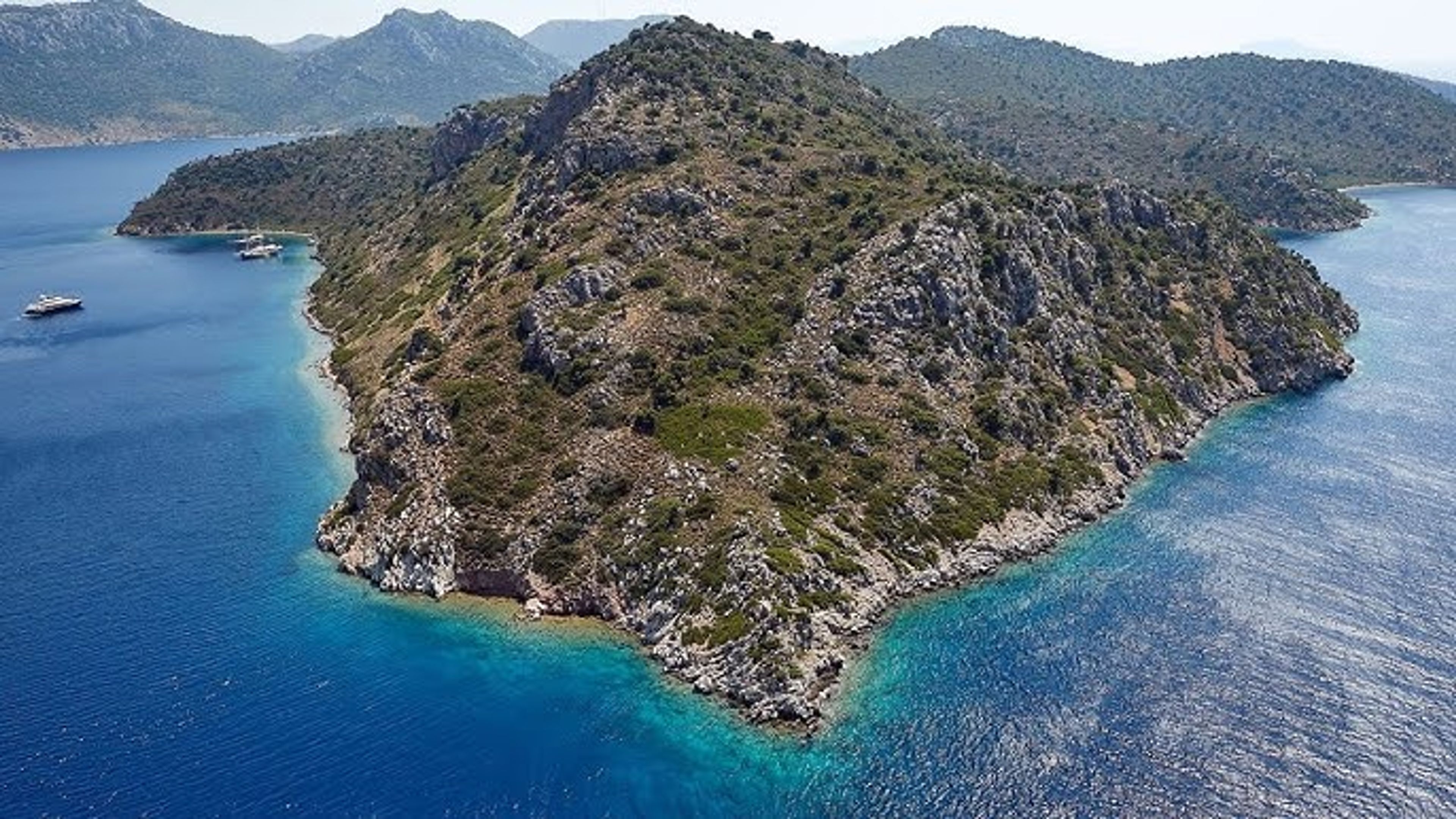 Koca Ada: Marmaris’te Huzurlu Bir Kaçış