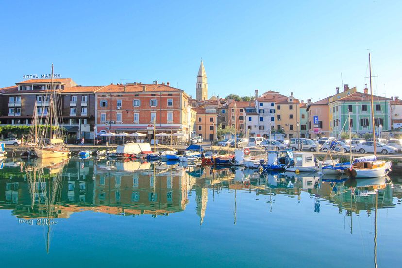 Izola