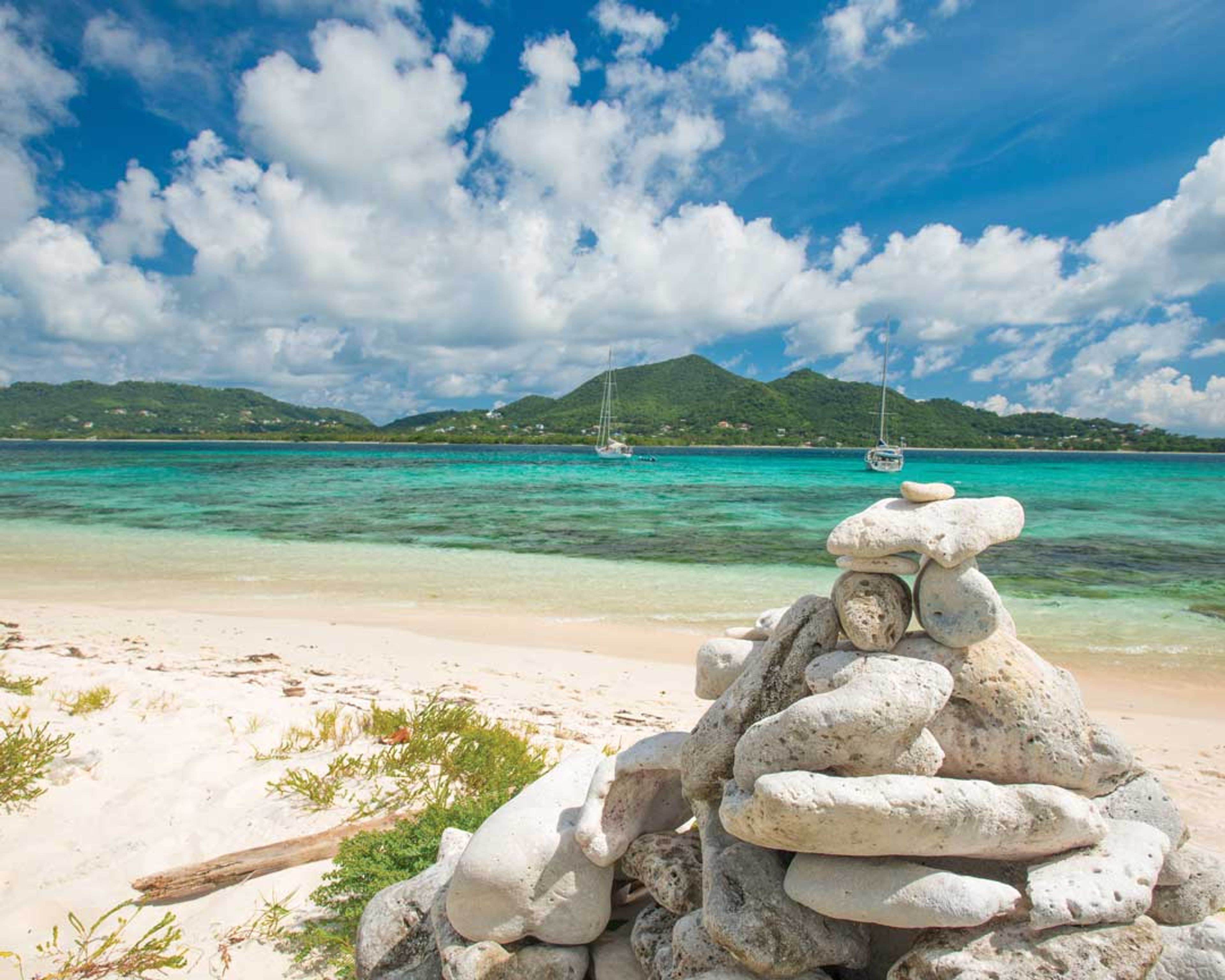 Navega por Carriacou: la isla de la construcción naval de las Grenadines