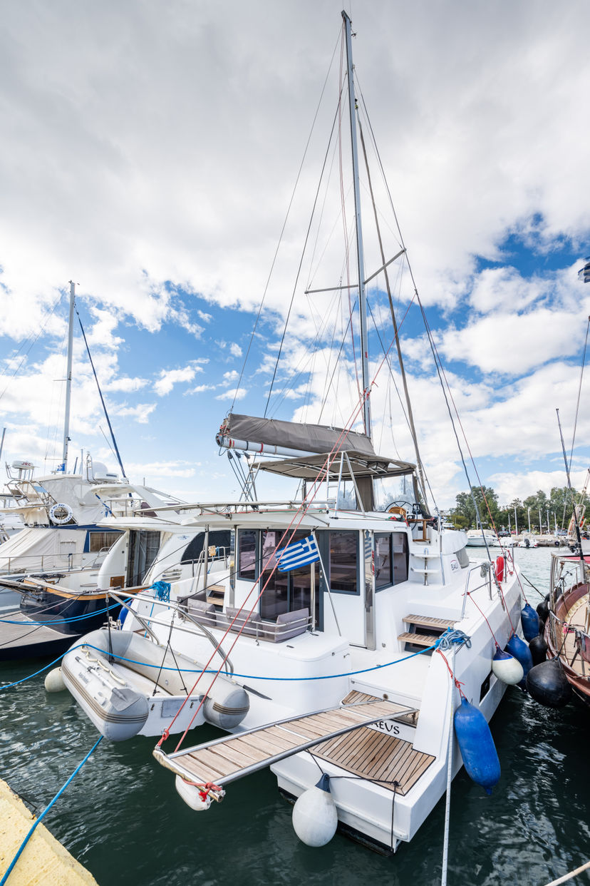 Bali Catamarans 4.1 Theros