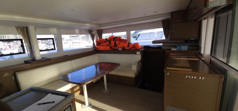 Lagoon 45 Oscar V