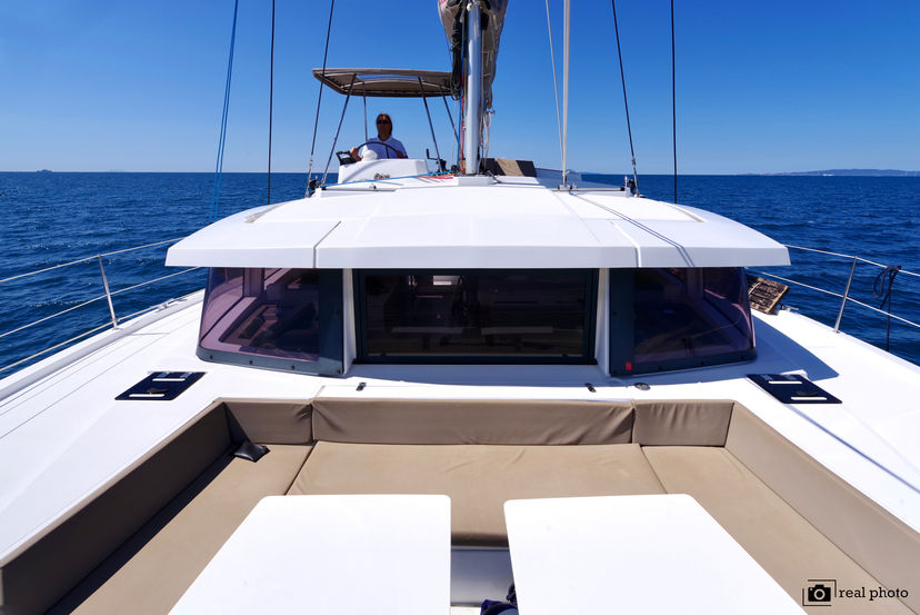 Bali Catamarans 4.1 WEEsail - Water maker, Solar Panel