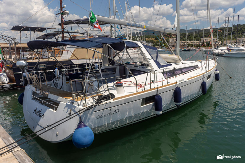 Beneteau OCEANIS 48 Anthea -  Solar Panel