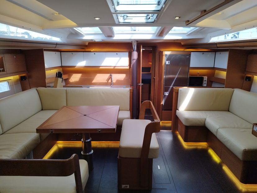 Dufour Yachts EX Albus